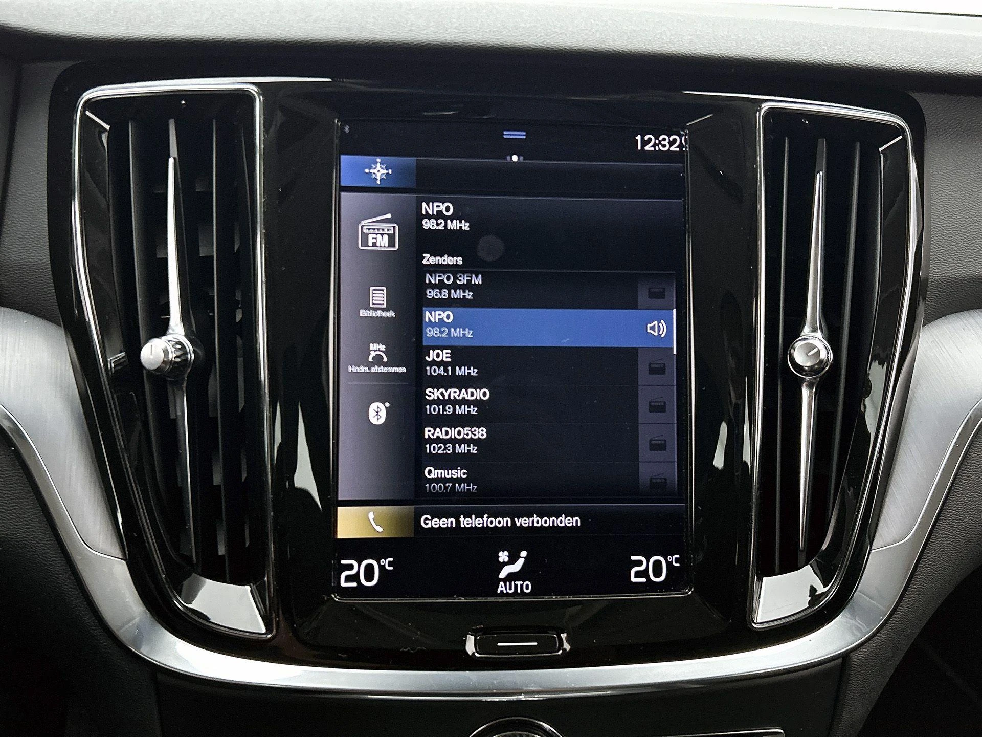 Volvo-V60-image-6