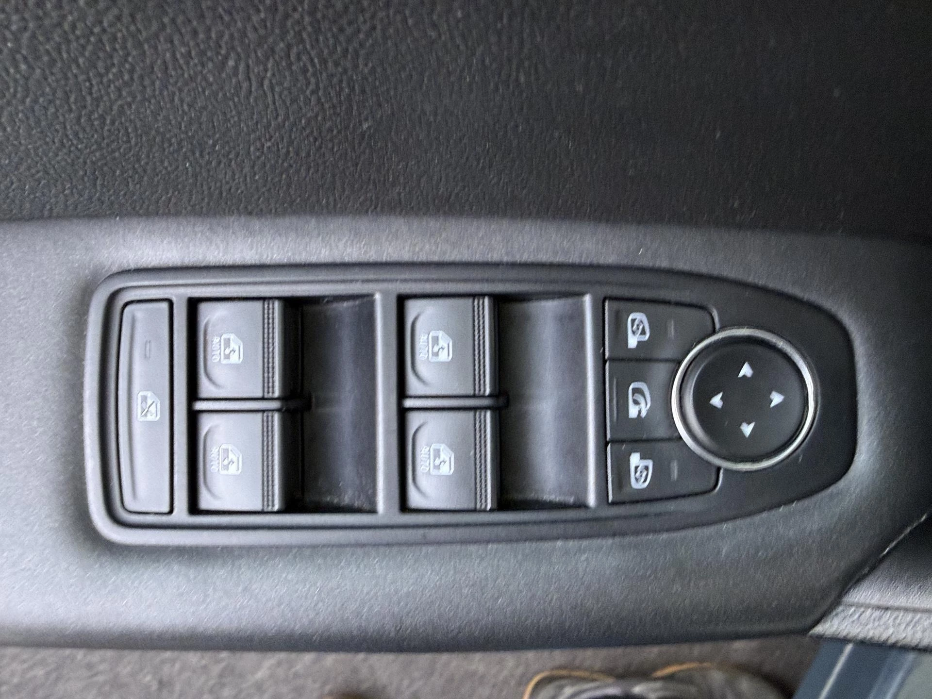 Renault-Captur-image-22