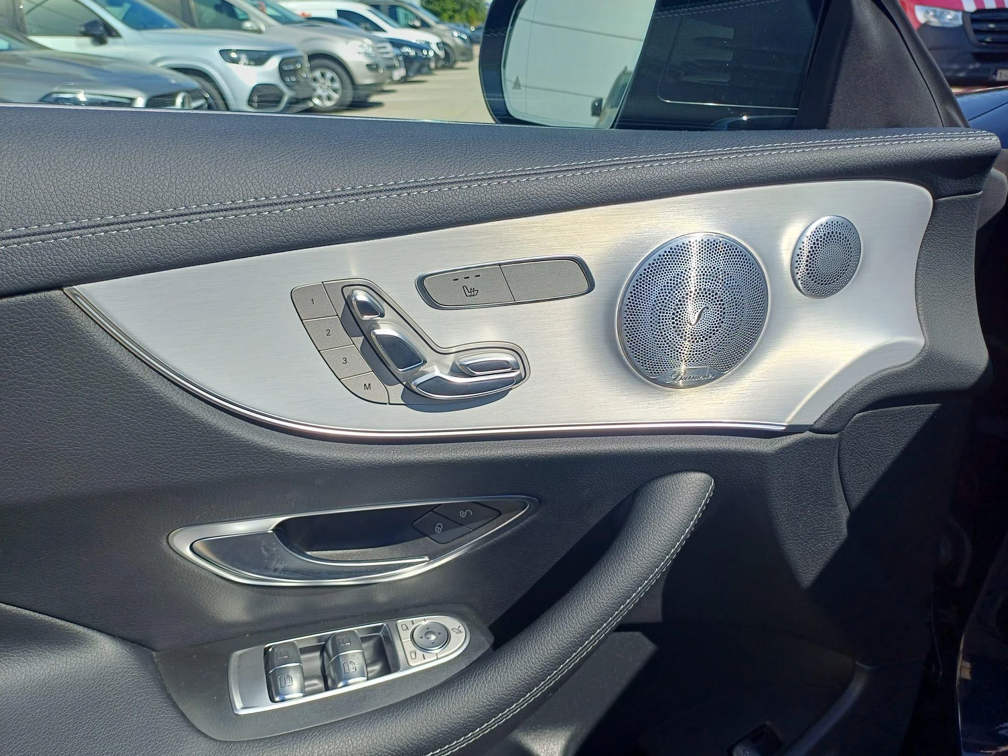 Mercedes-Benz-Classe E-image-3
