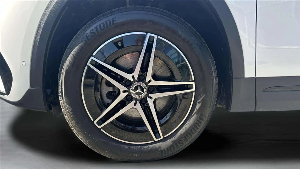 Mercedes-Benz-EQA-image-8