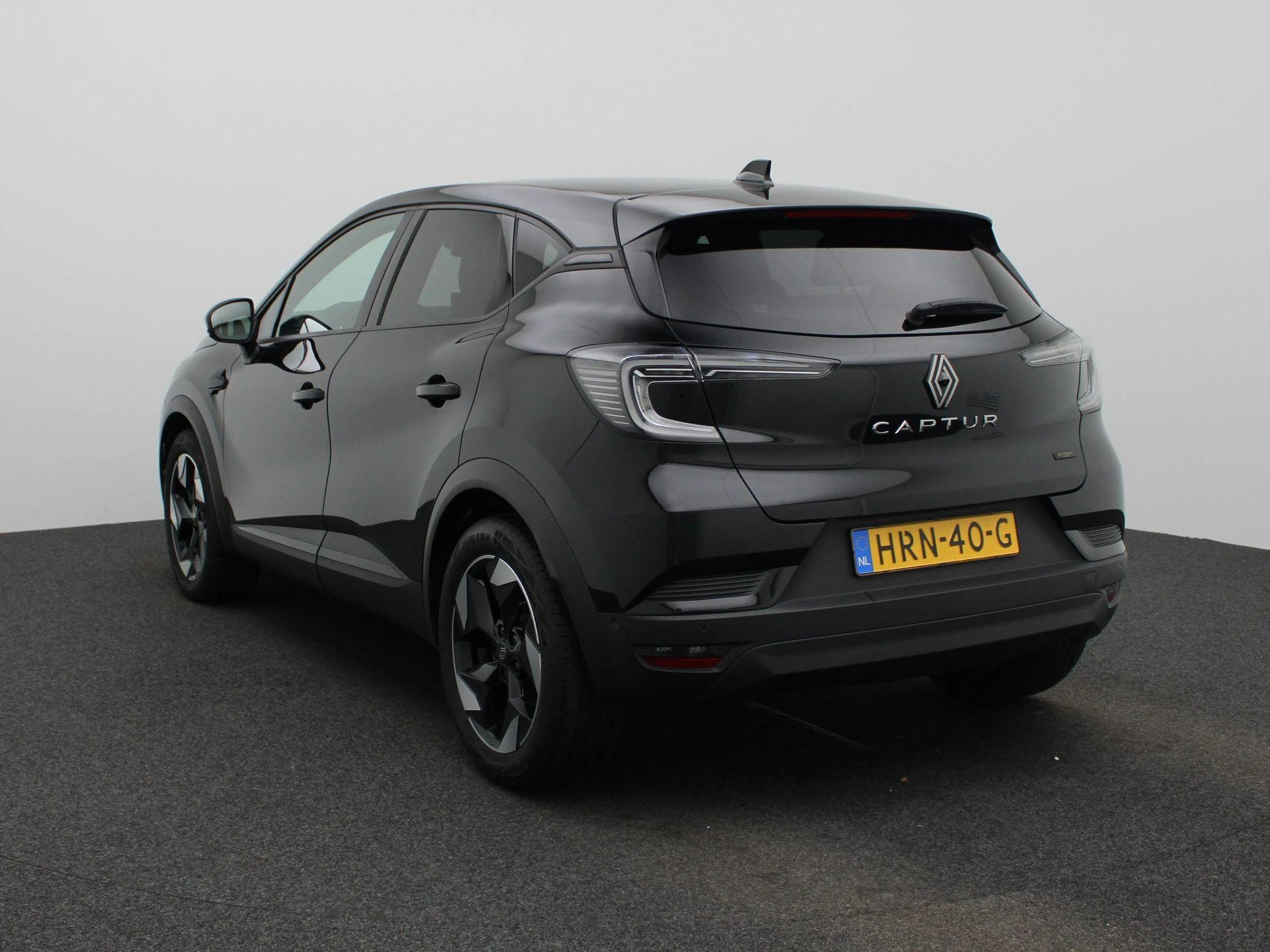 Renault-Captur-image-1