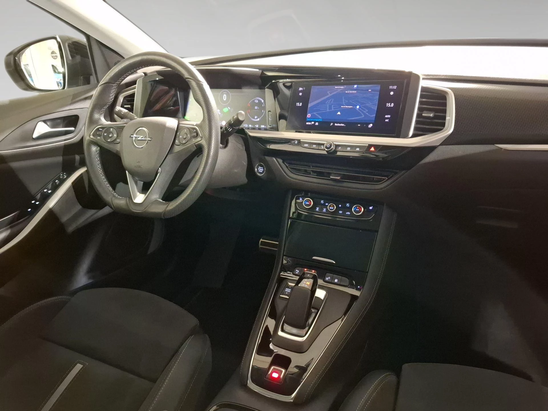 Opel-Grandland-image-10