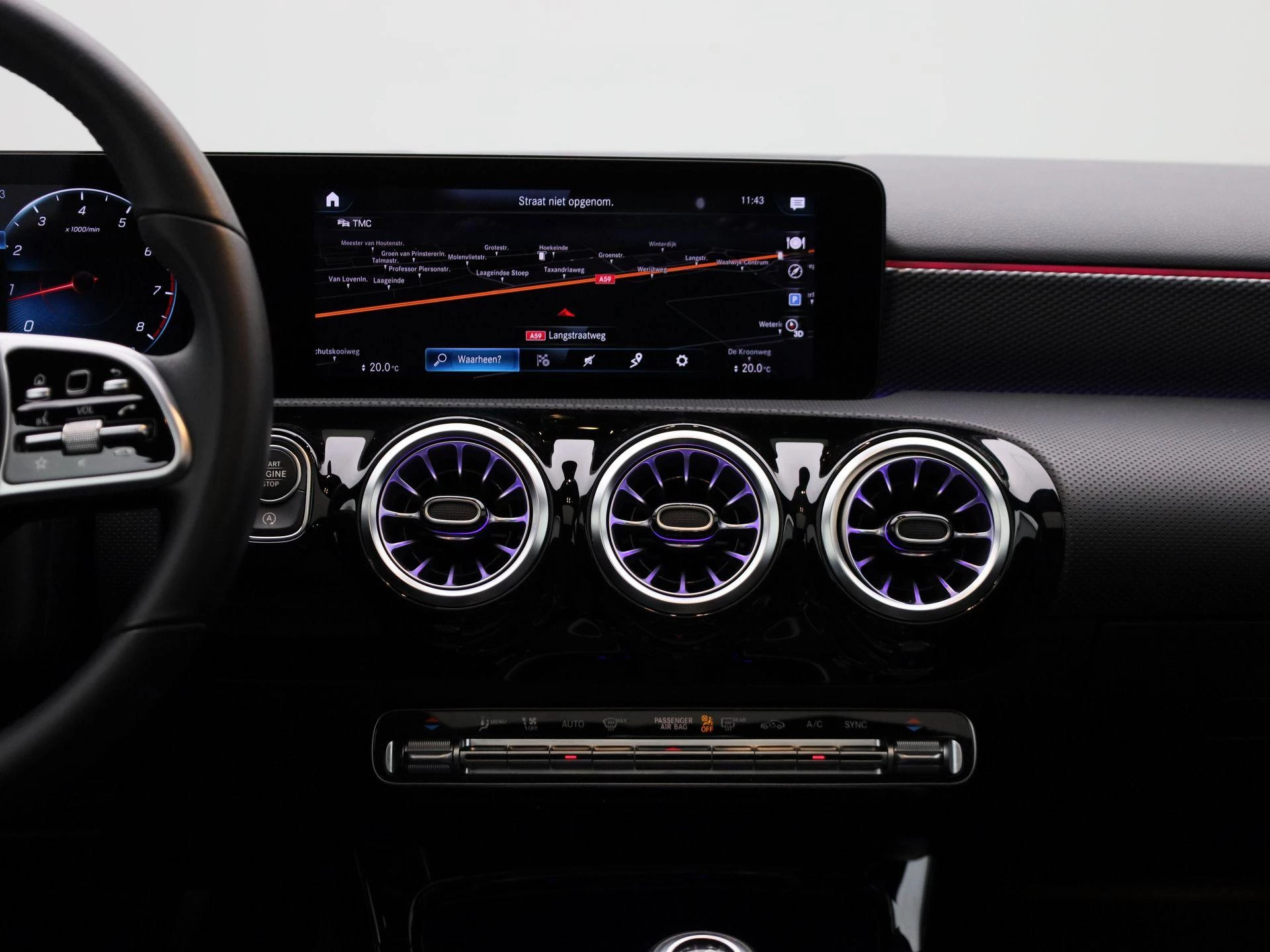 Mercedes-Benz-A-Klasse-image-8