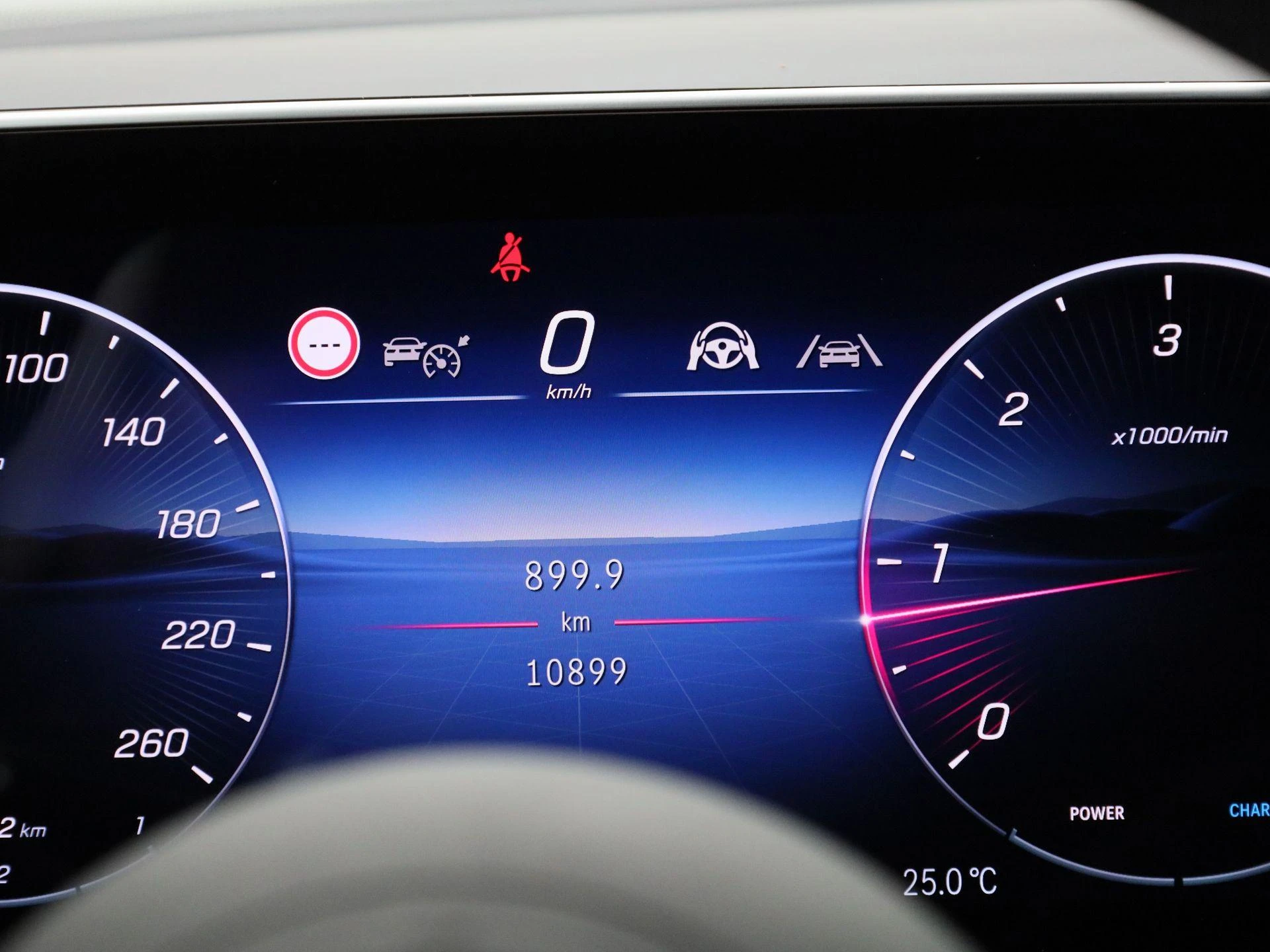 Mercedes-Benz-GLC-image-7