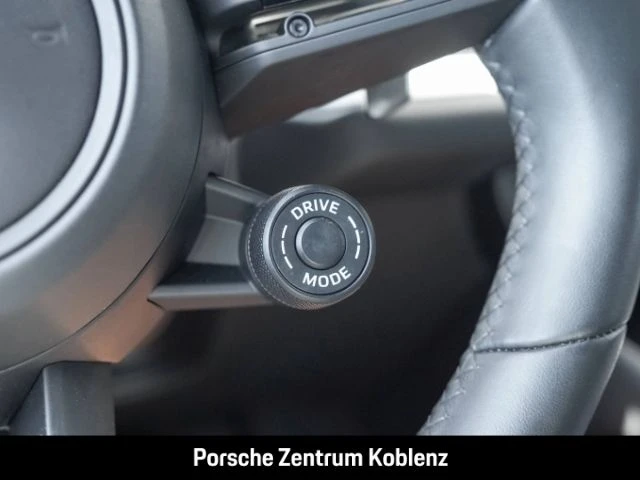 Porsche-Cayenne-image-18