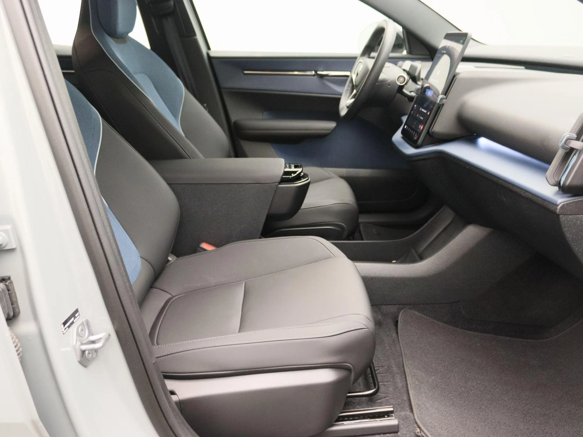 Volvo-EX30-image-20