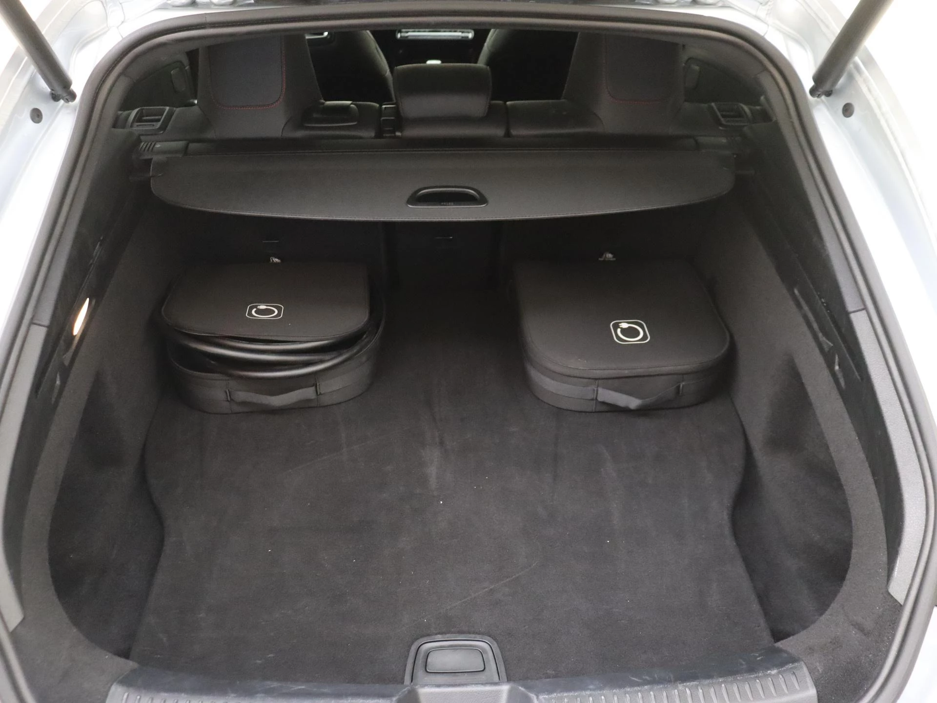 Mercedes-Benz-CLA-image-29