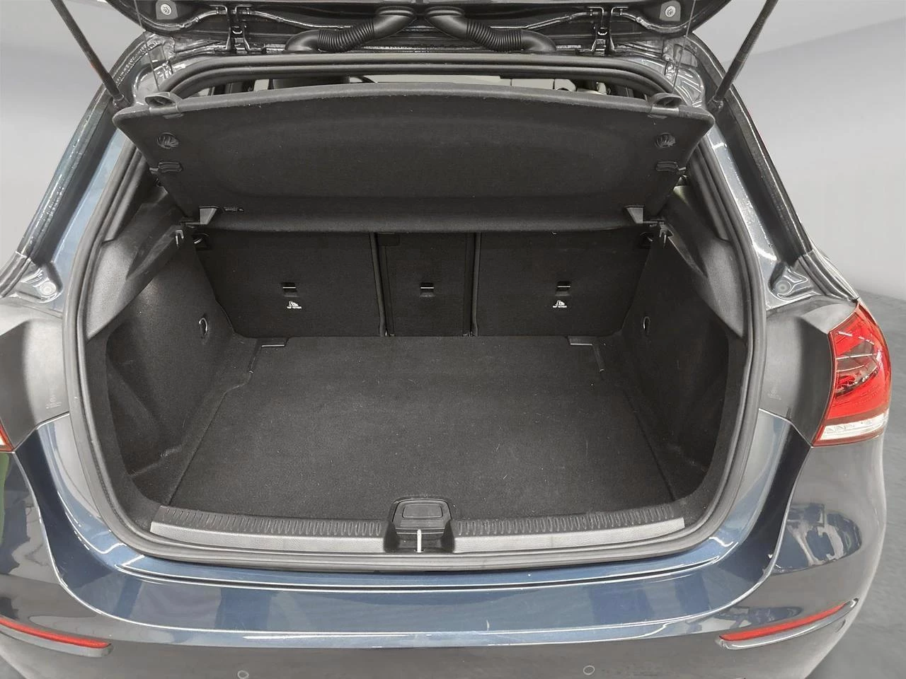 Mercedes-Benz A-Klasse A 180 d DCT