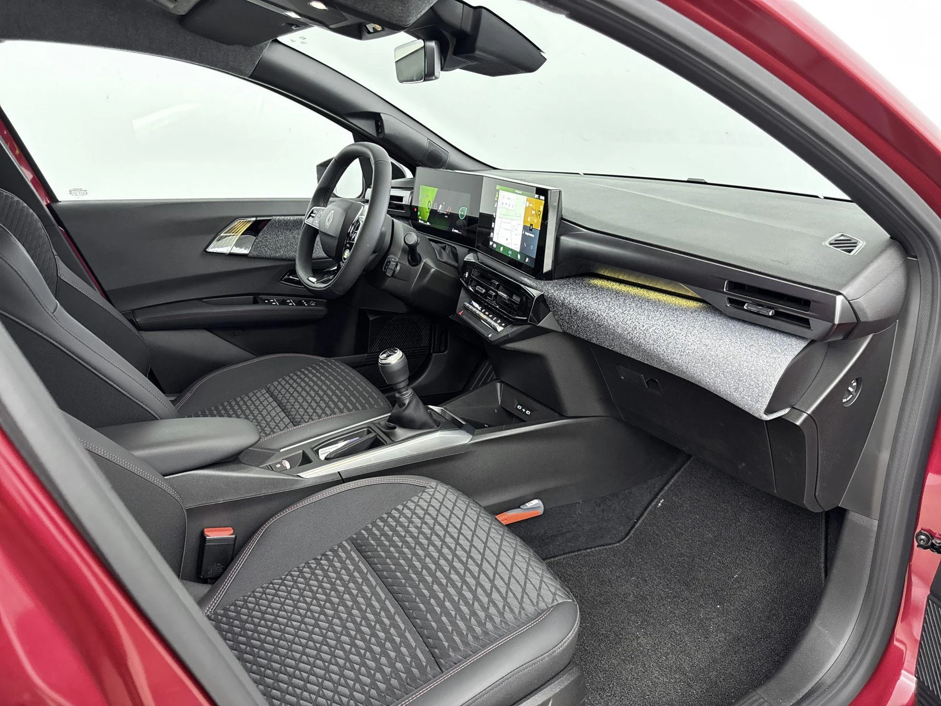 Renault-Clio-image-16