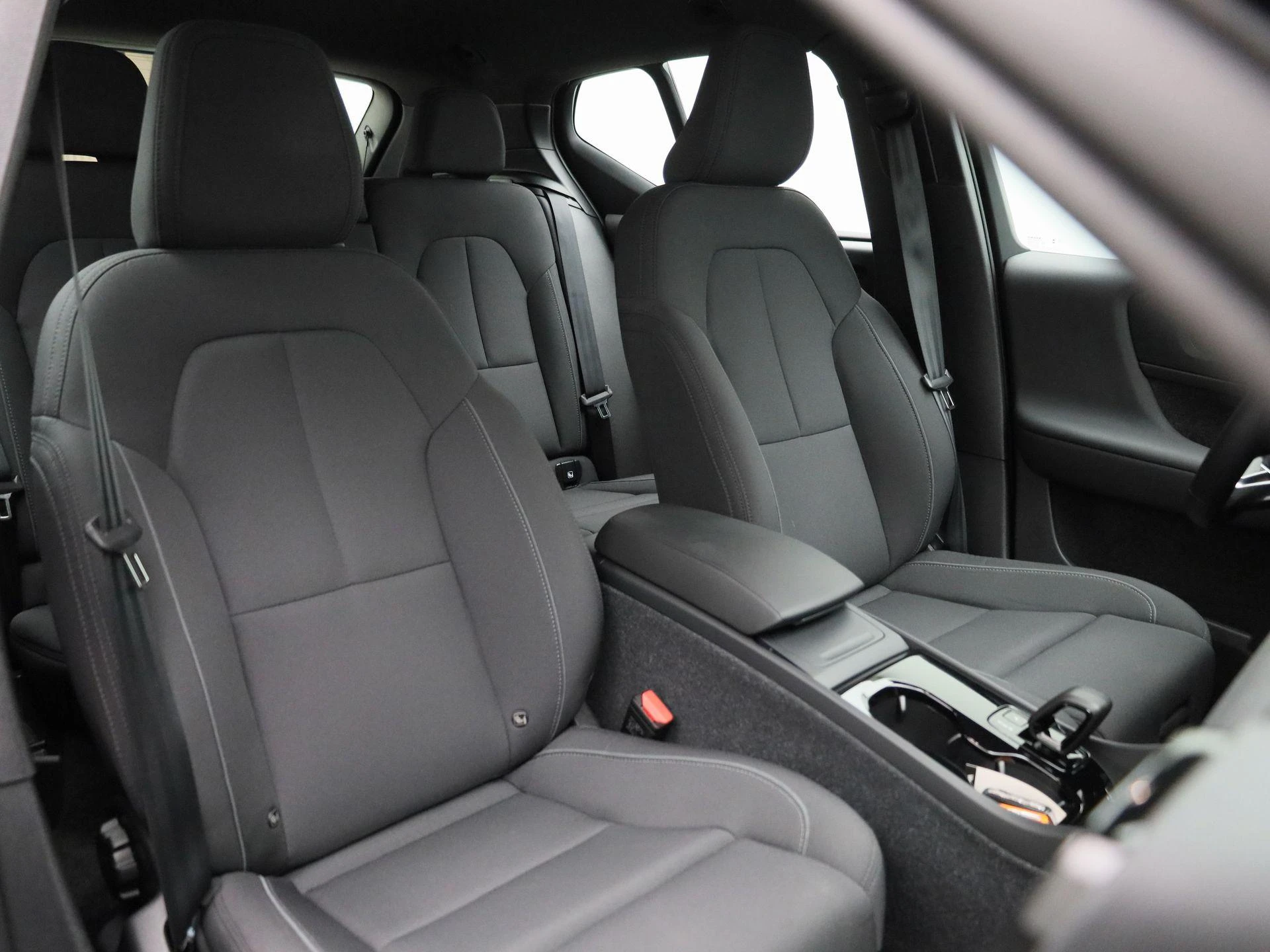 Volvo-XC40-image-33