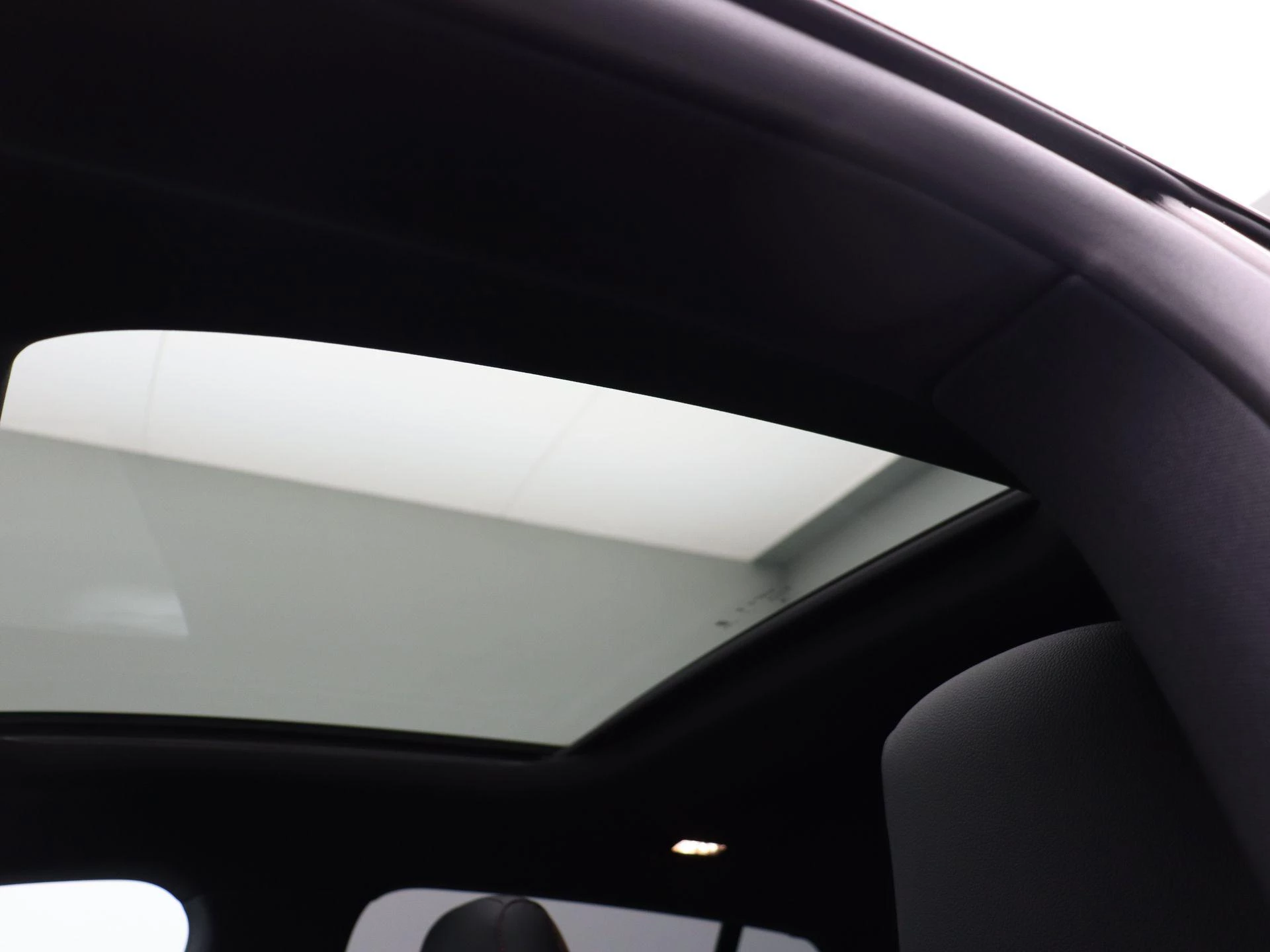 Mercedes-Benz CLA 180 Star Edition Shooting Brake + PANORAMISCH DAK + MULTIBEAM LED +