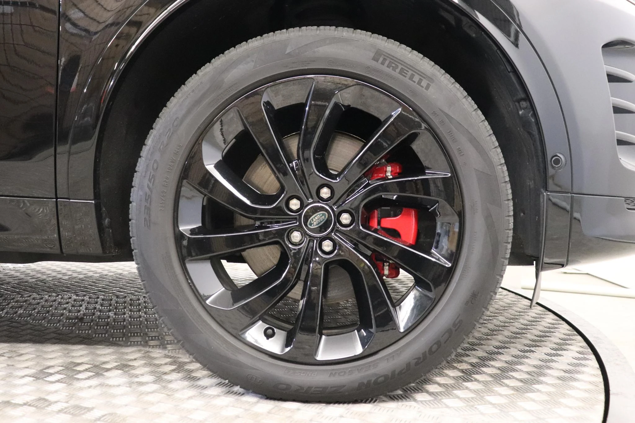 Land Rover-Discovery Sport-image-8