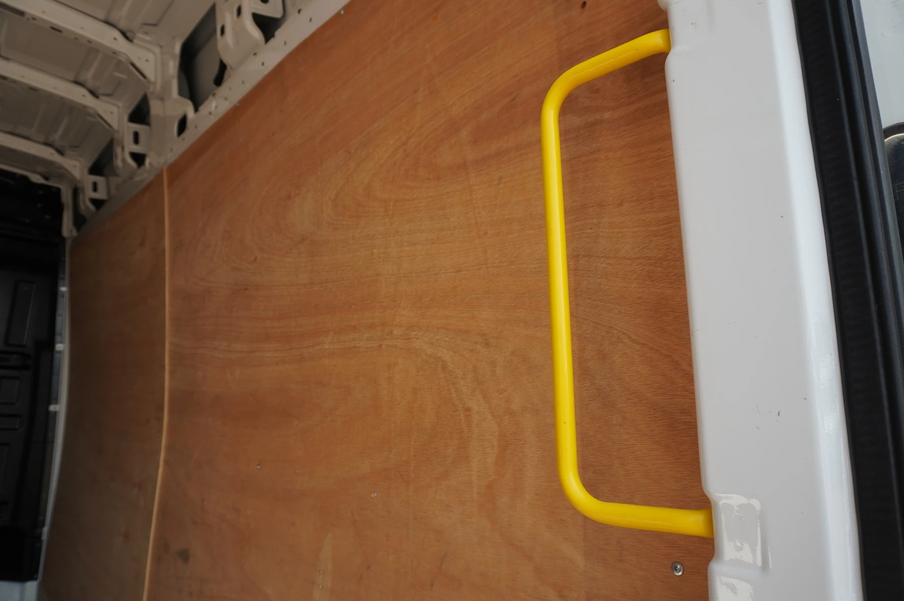 Volkswagen-Crafter-image-22