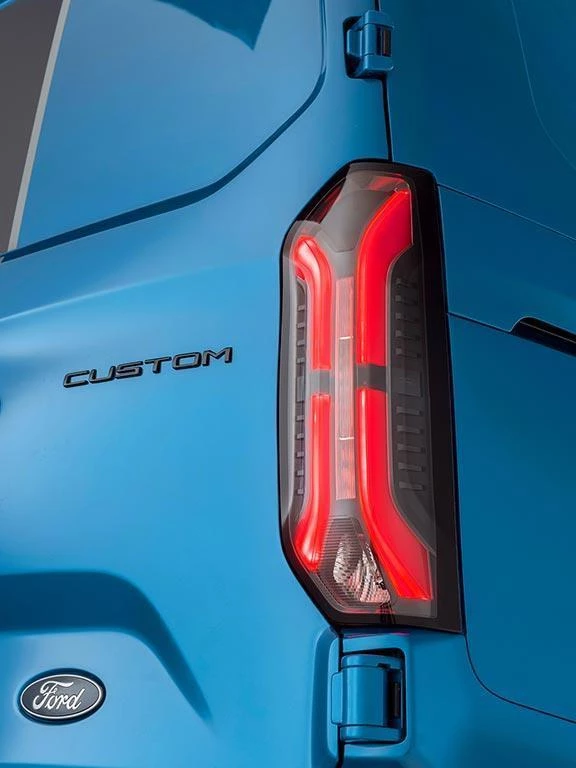 Ford-E-Transit Custom-image-6