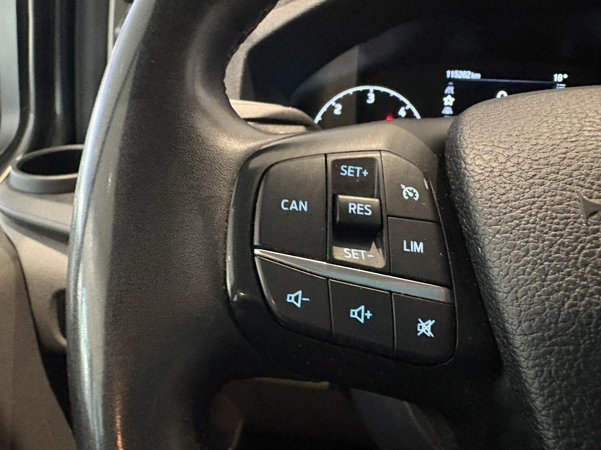 Ford-Transit Custom-image-18