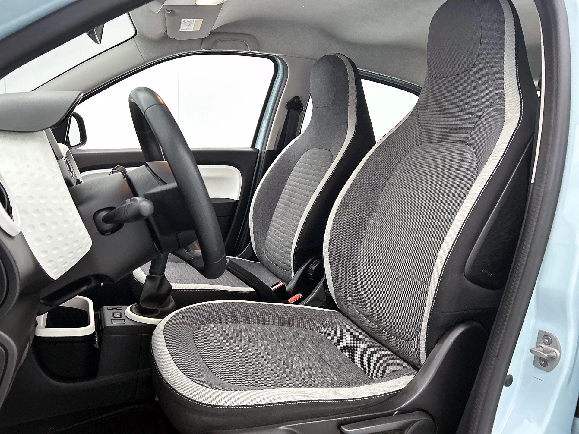 Renault-Twingo-image-30