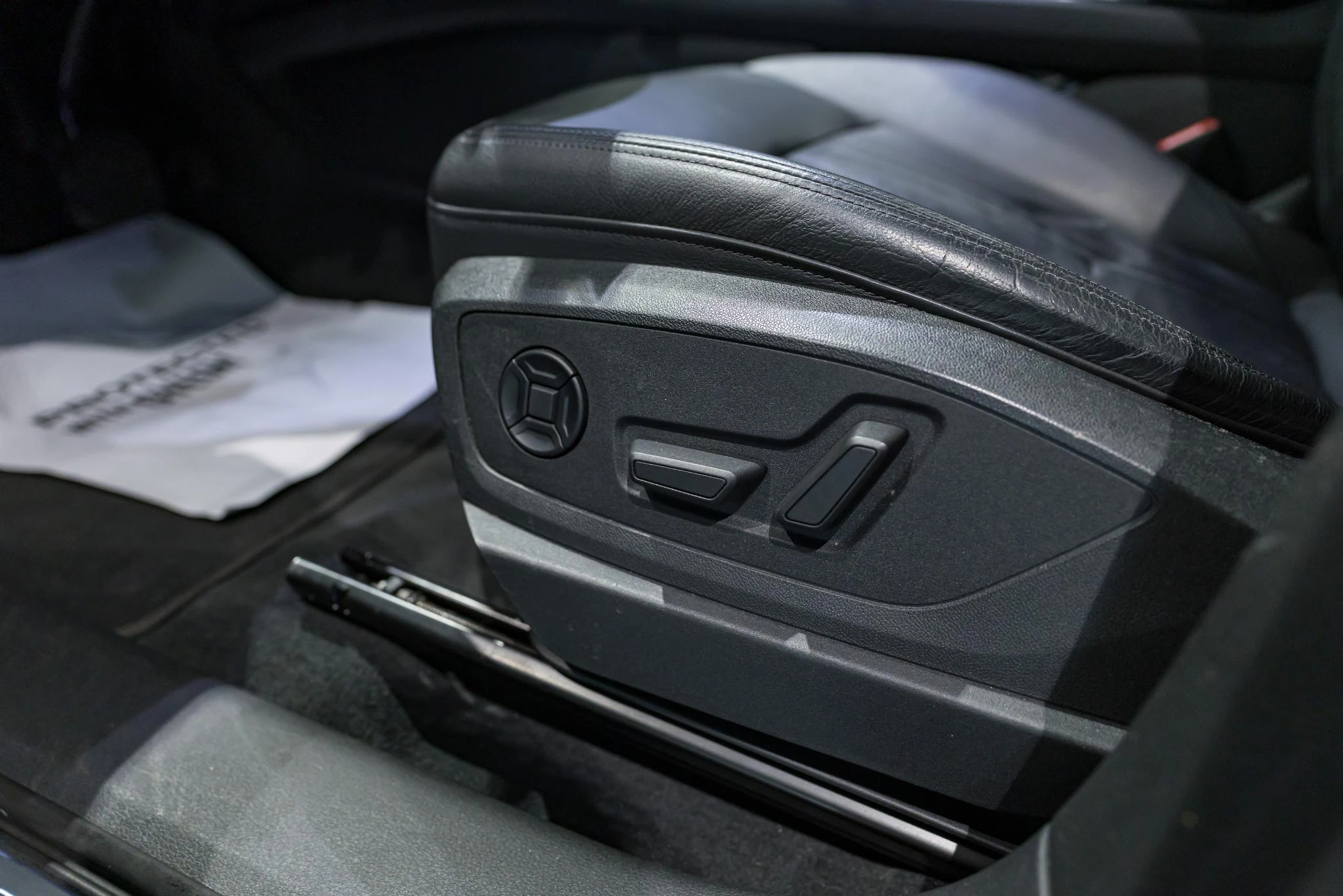 Audi-e-tron-image-28