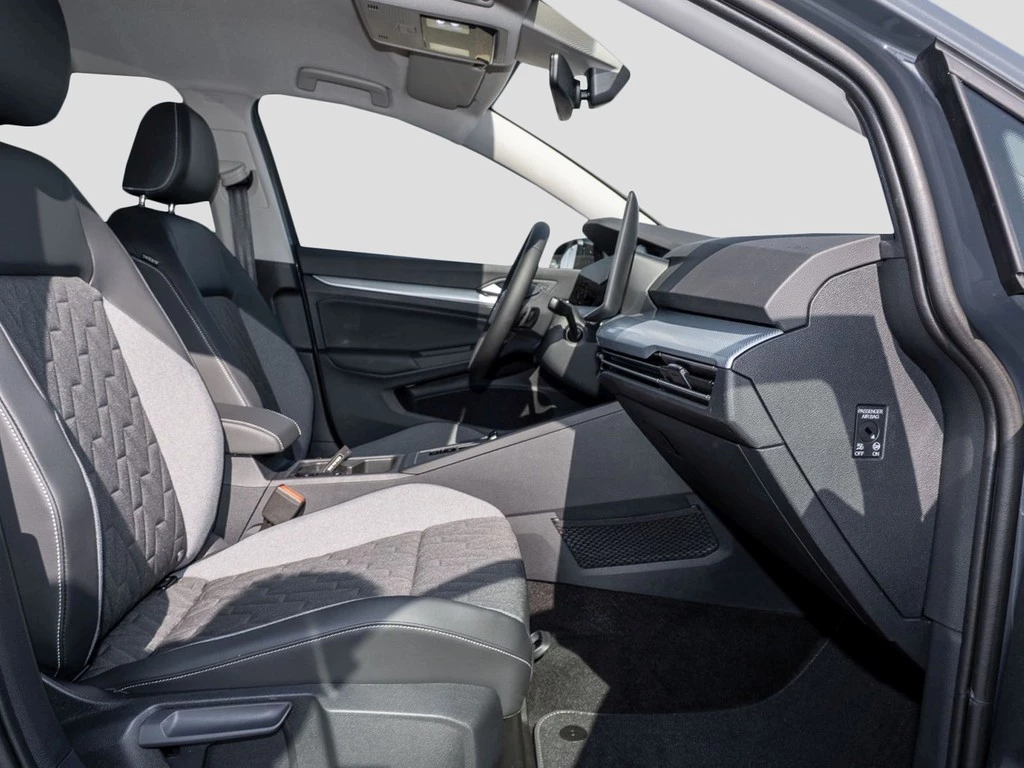 Volkswagen-Golf-image-6
