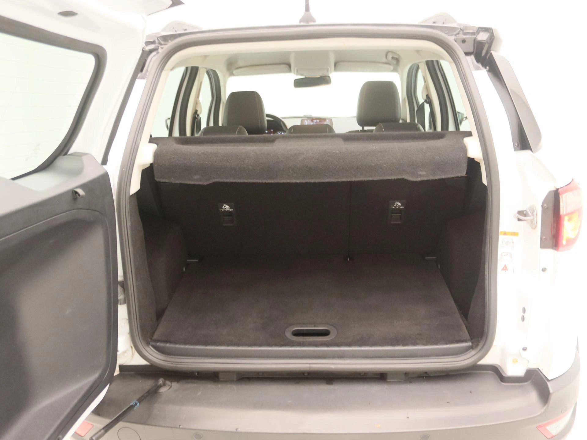 Ford-EcoSport-image-12