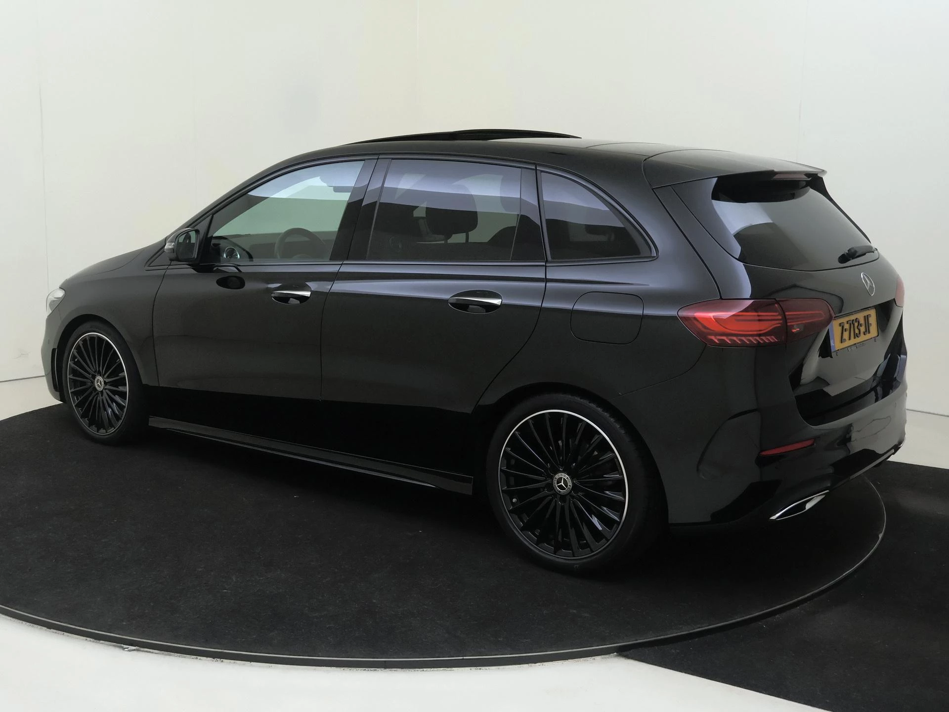 Mercedes-Benz B-Klasse 200 AMG Line