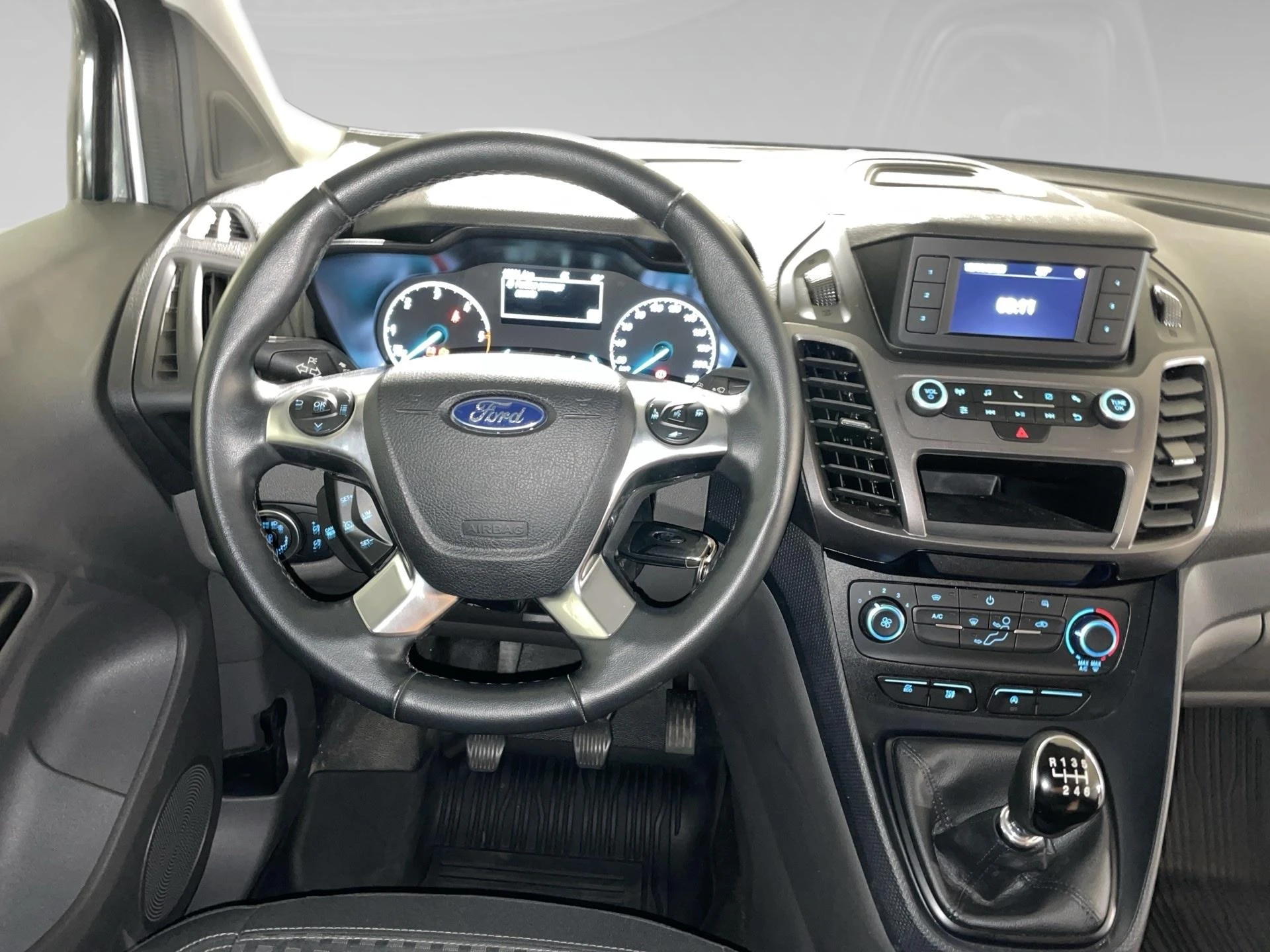 Ford-Transit Connect-image-5