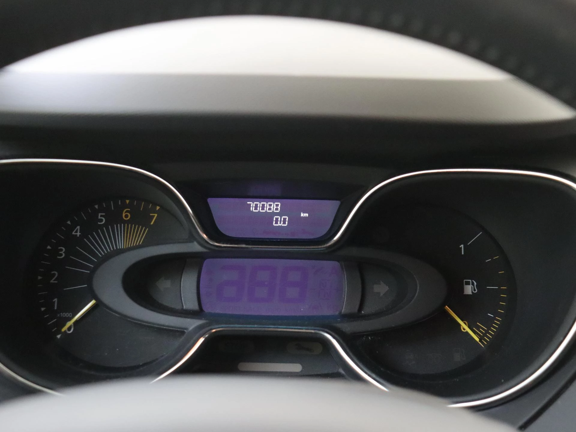 Renault-Captur-image-11