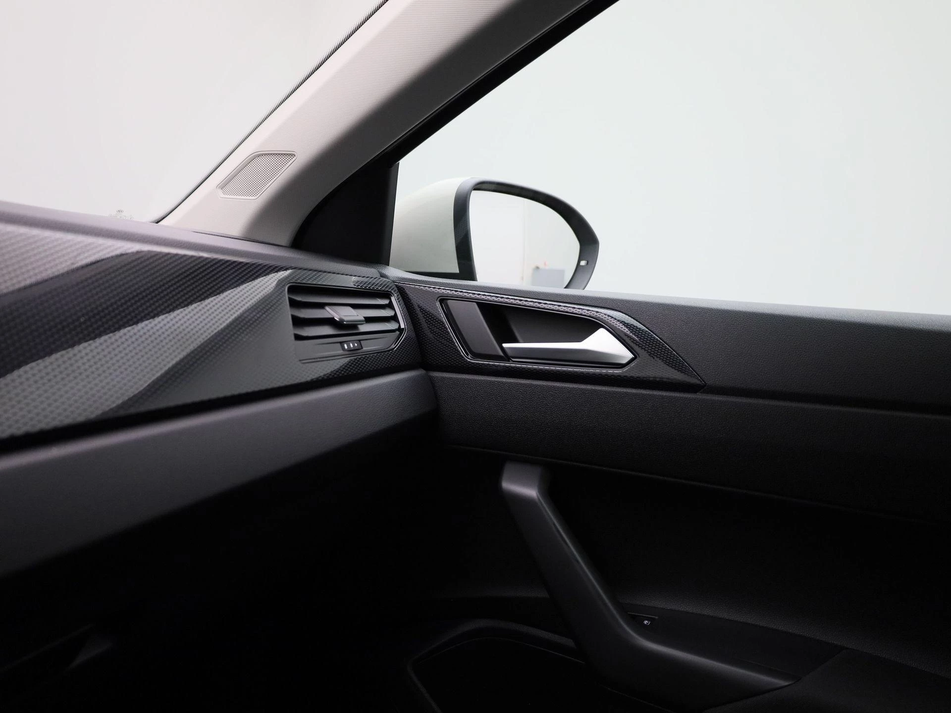 Volkswagen-Taigo-image-25