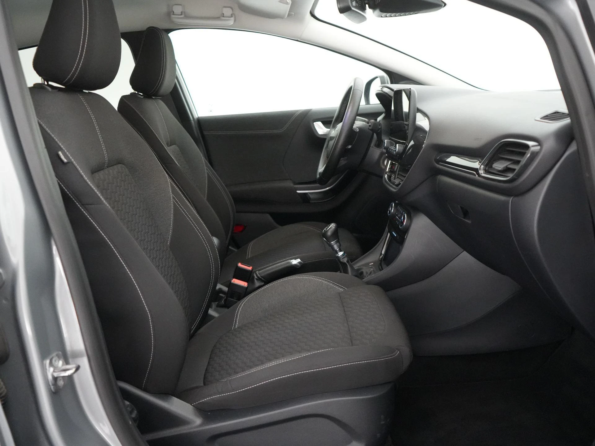 Ford Puma 1.0i Ecoboost mHEV 92kW Titanium