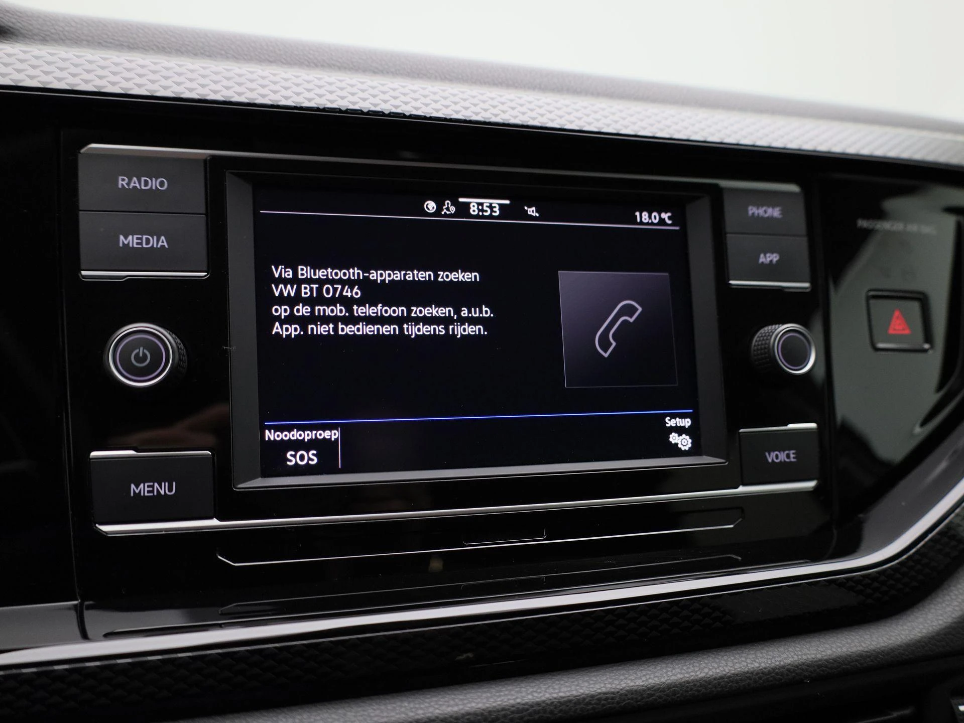 Volkswagen-Polo-image-17