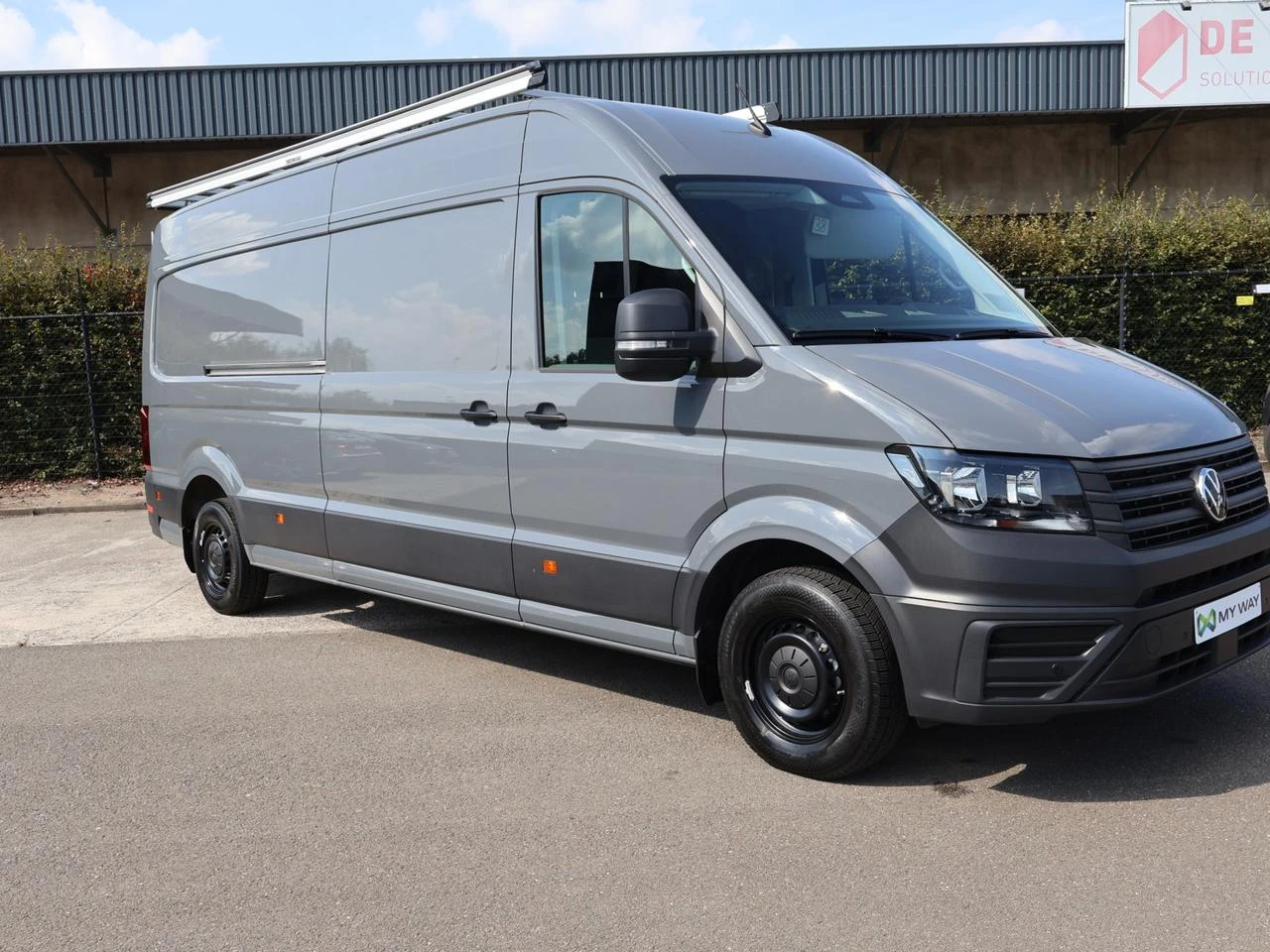 Volkswagen-Crafter-image-1