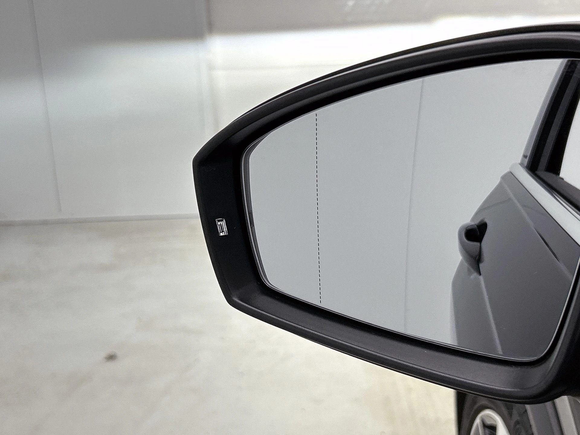 Volkswagen-Tiguan-image-30