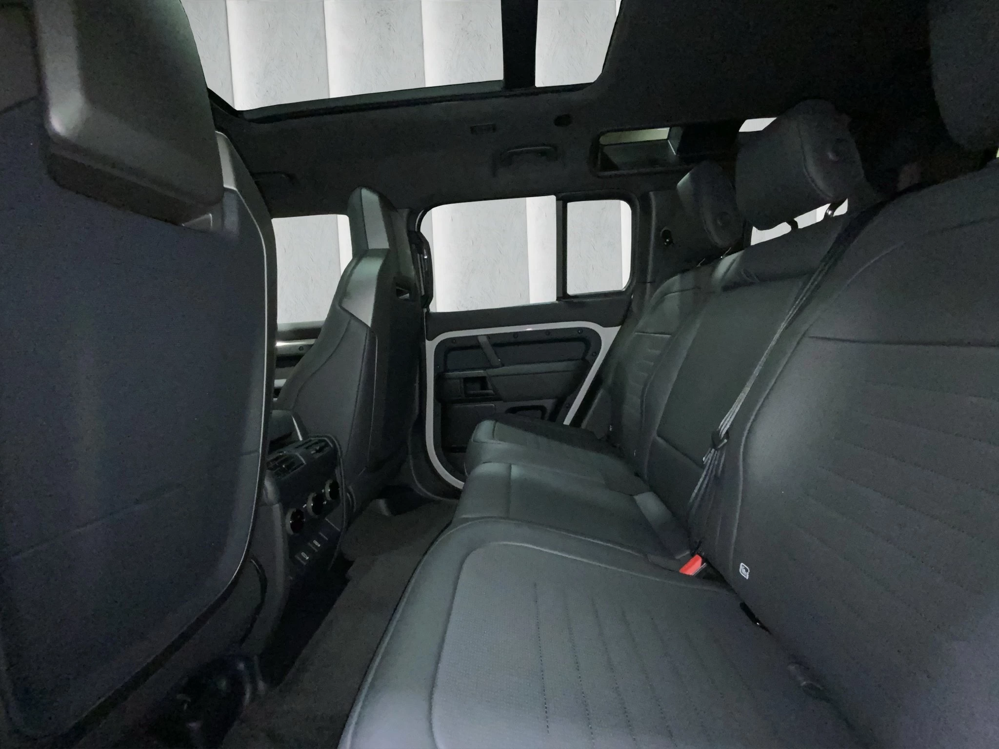 Land Rover Defender OCTA 4.4 P635