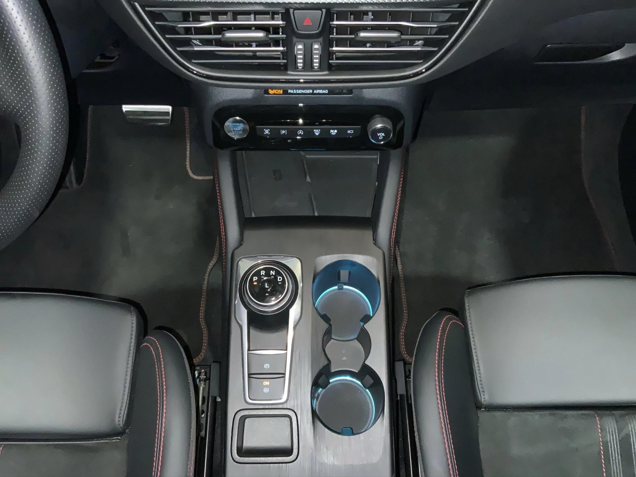 Ford-Kuga-image-13
