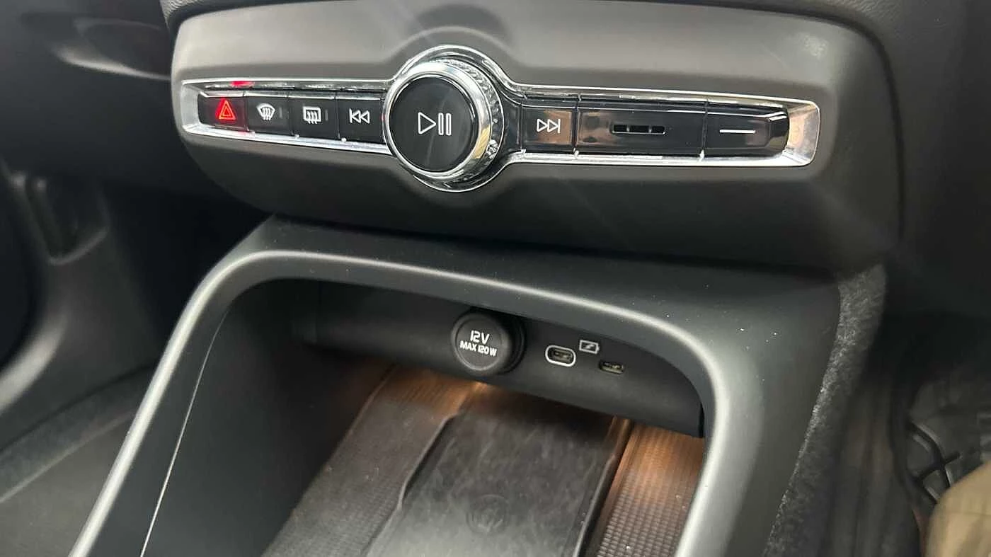 Volvo-XC40-image-29