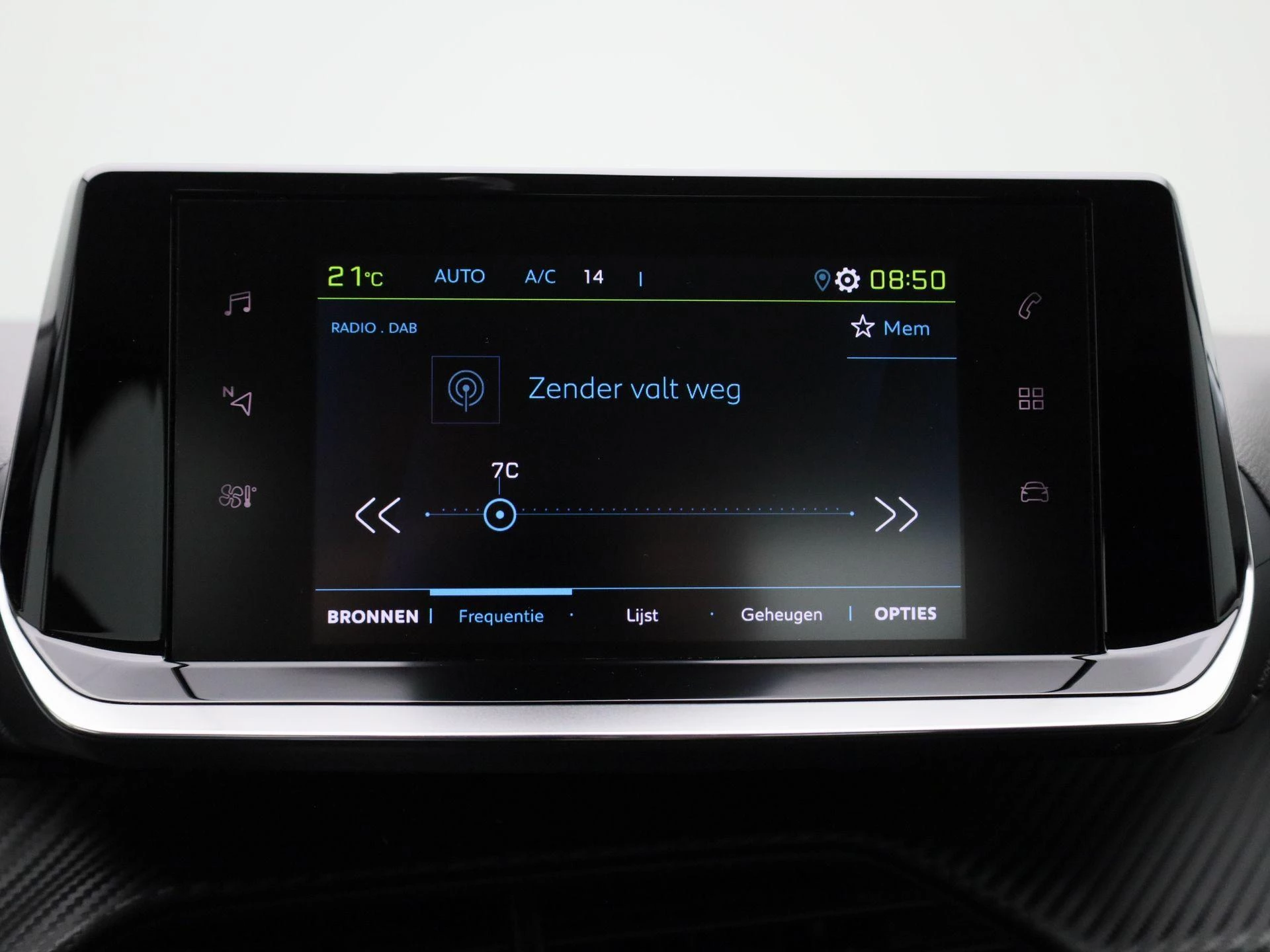 Peugeot e-208 EV Active 50 kWh