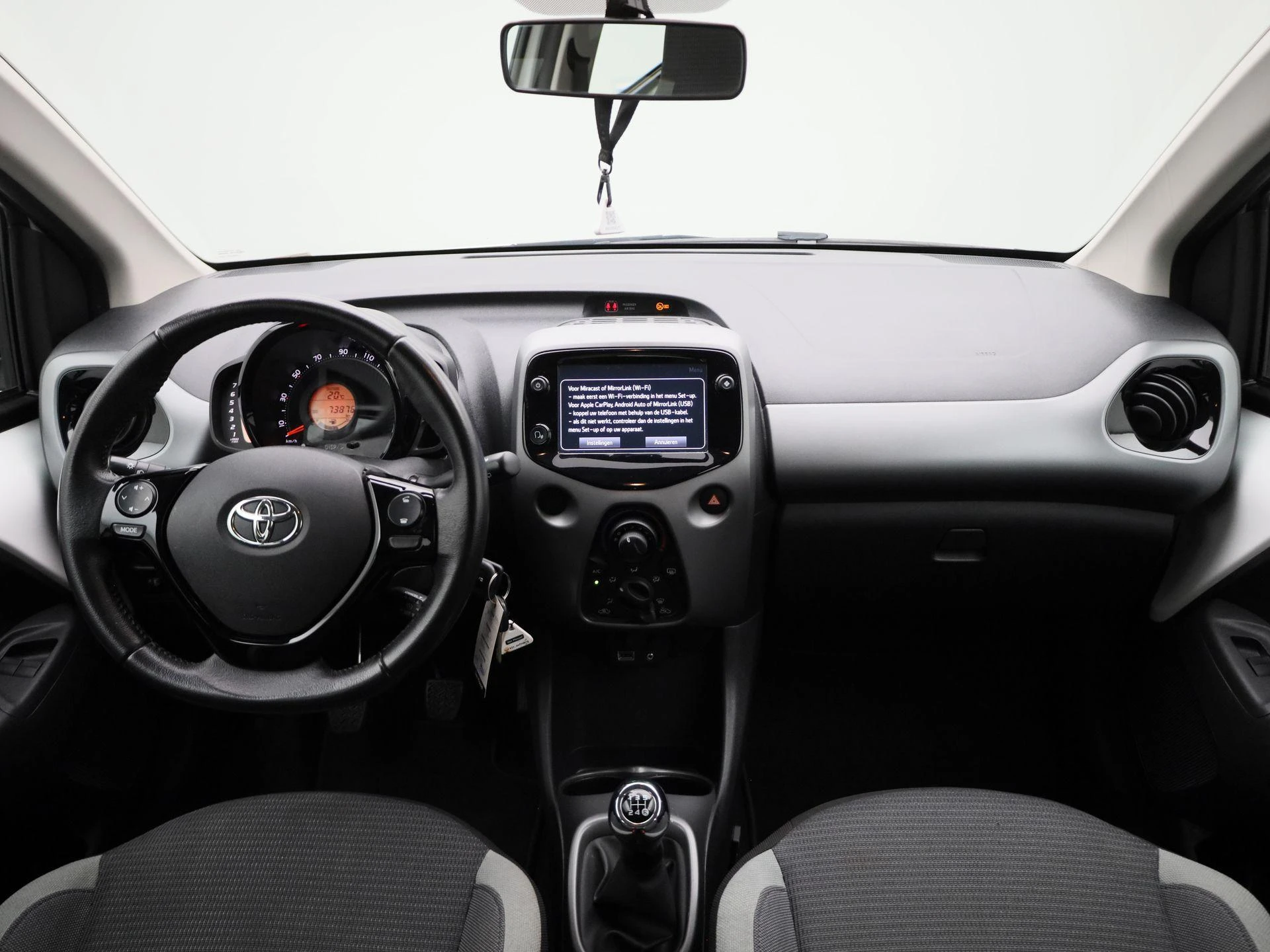 Toyota-Aygo-image-33