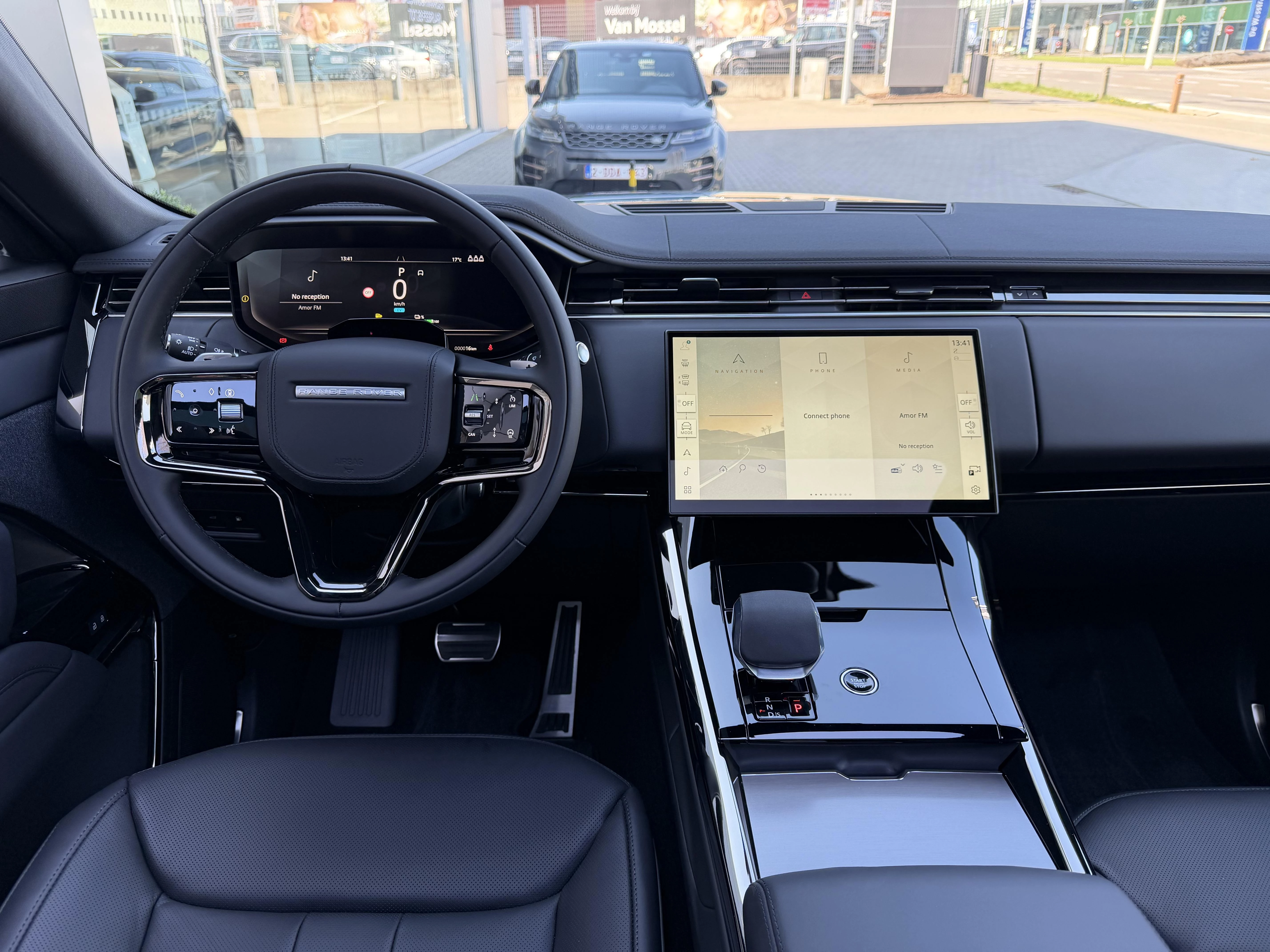 Land Rover-Range Rover Sport-image-12