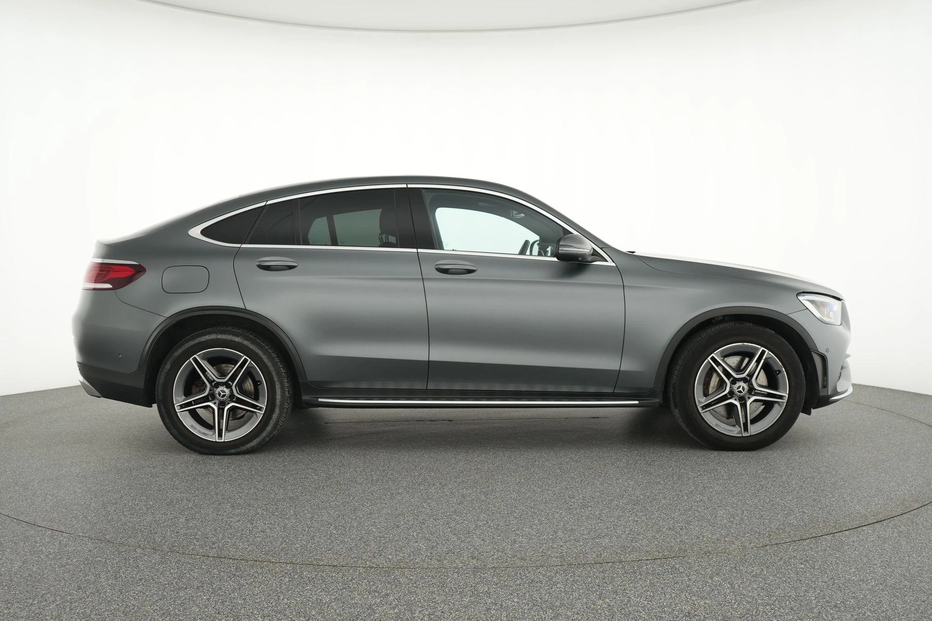 Mercedes-Benz-GLC-image-8