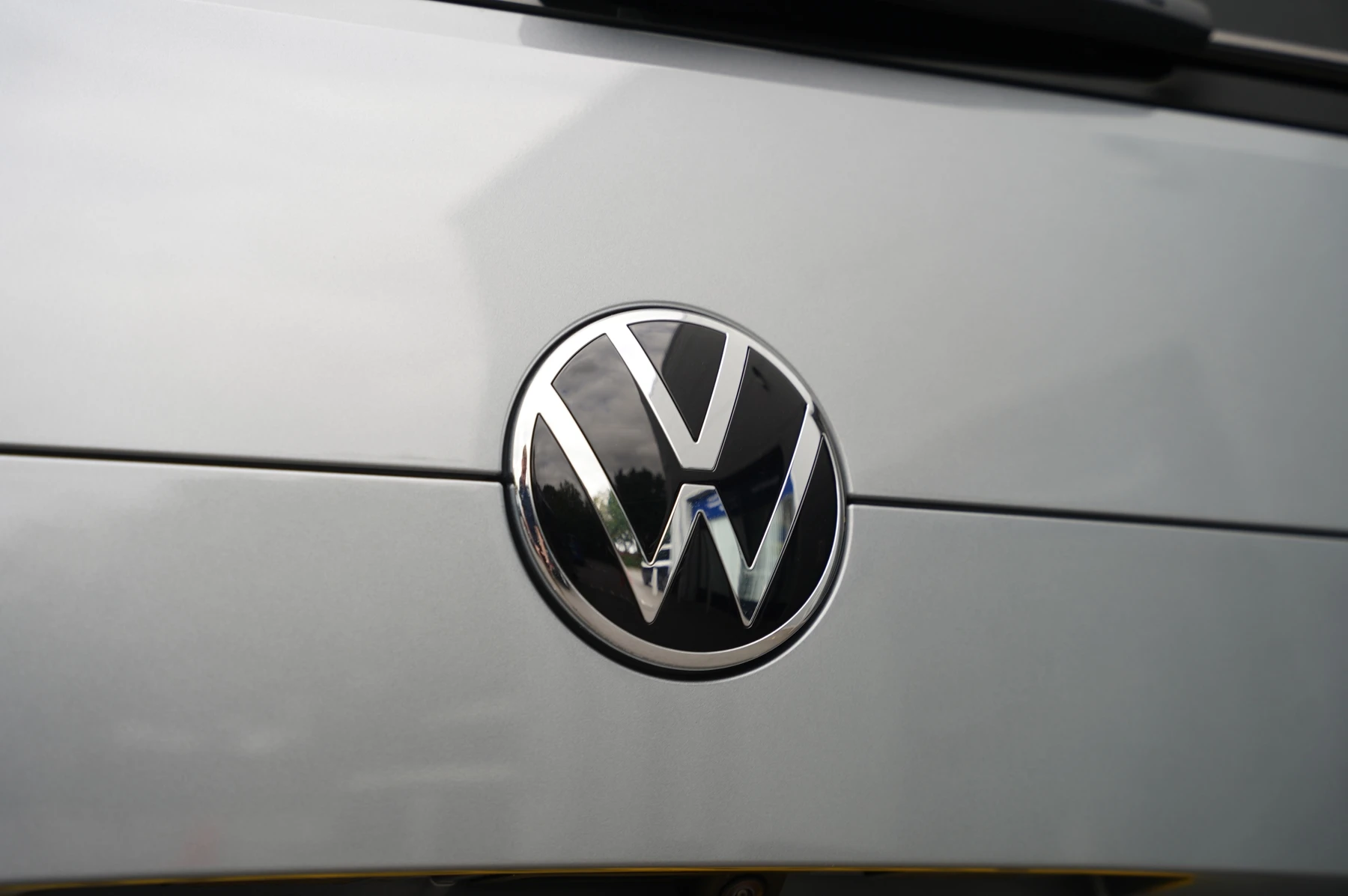 Volkswagen-Multivan-image-39