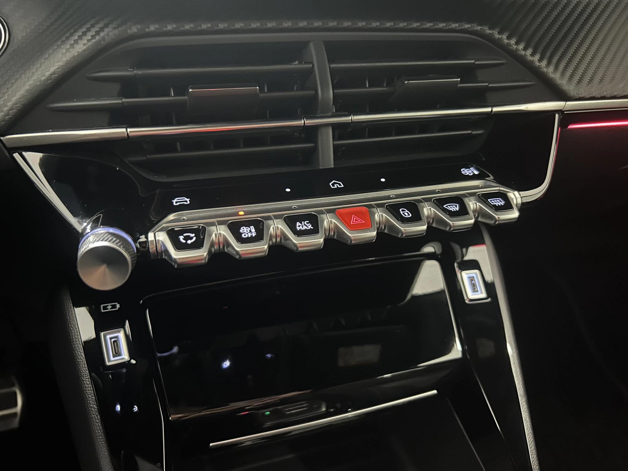 Peugeot-208-image-14