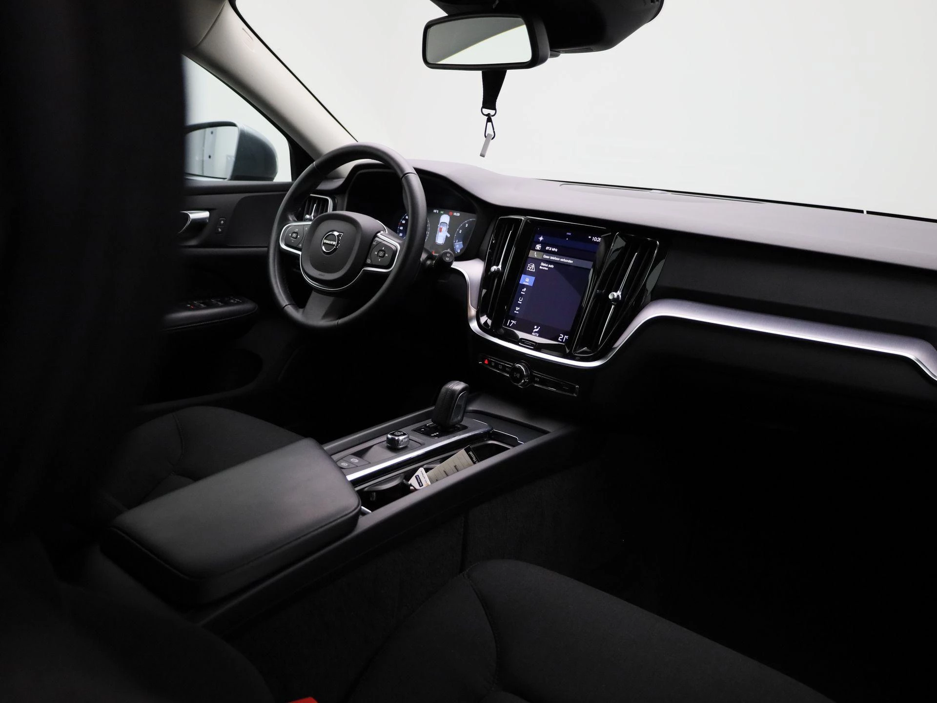 Volvo-V60-image-28