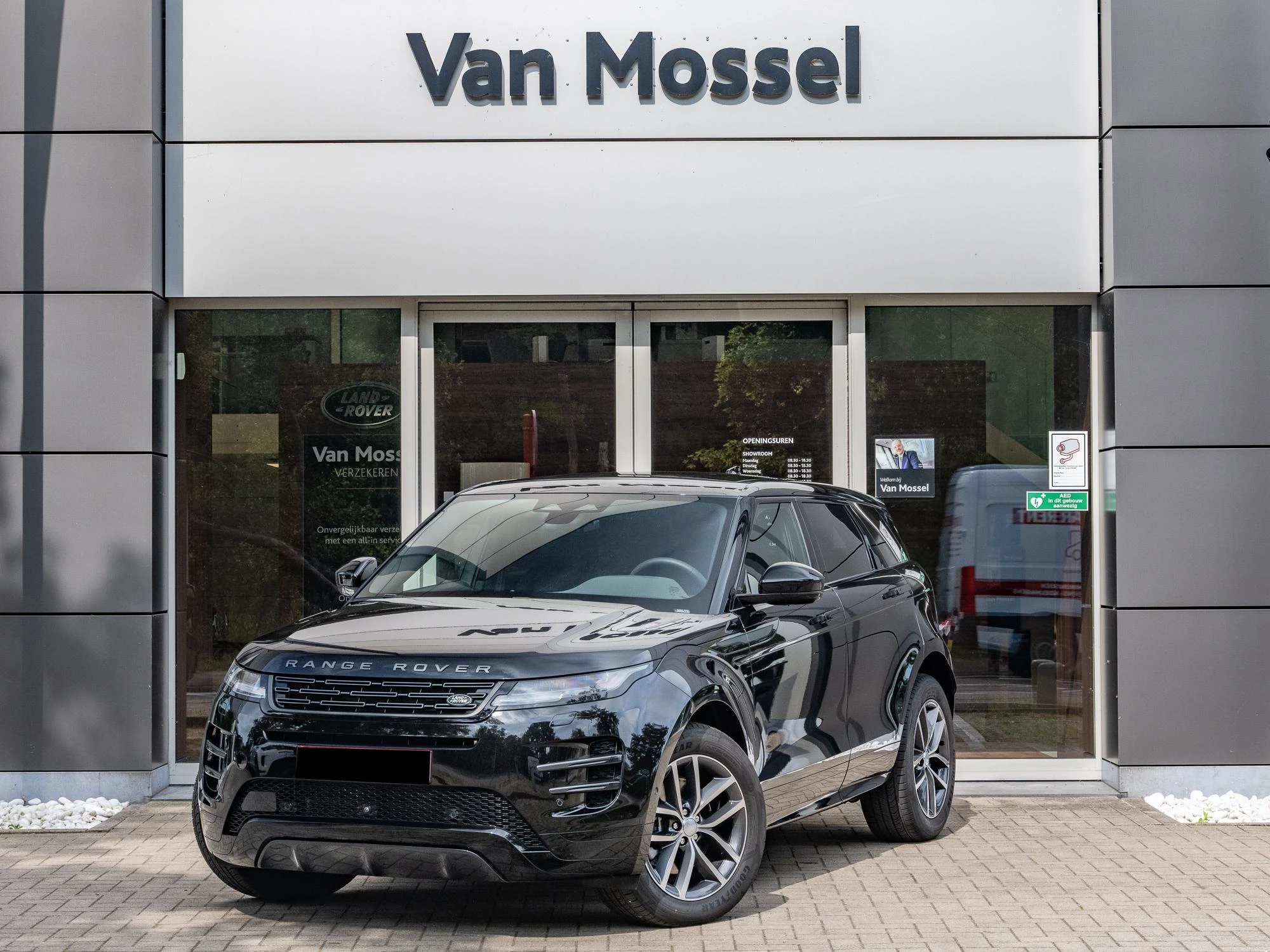 Land Rover-Range Rover Evoque-image-0