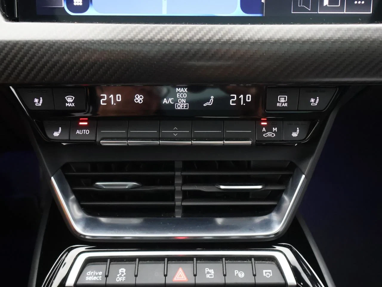 Audi e-tron GT Audi e-tron GT QUATTRO 476PK *AUTOMAAT*LEDER*PANODAK*SPORTZETESL*B&O*CAMERA*ACC*NAVI*APP-CONNECT*...*