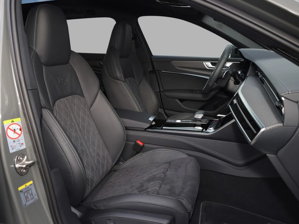 Audi-S6-image-10