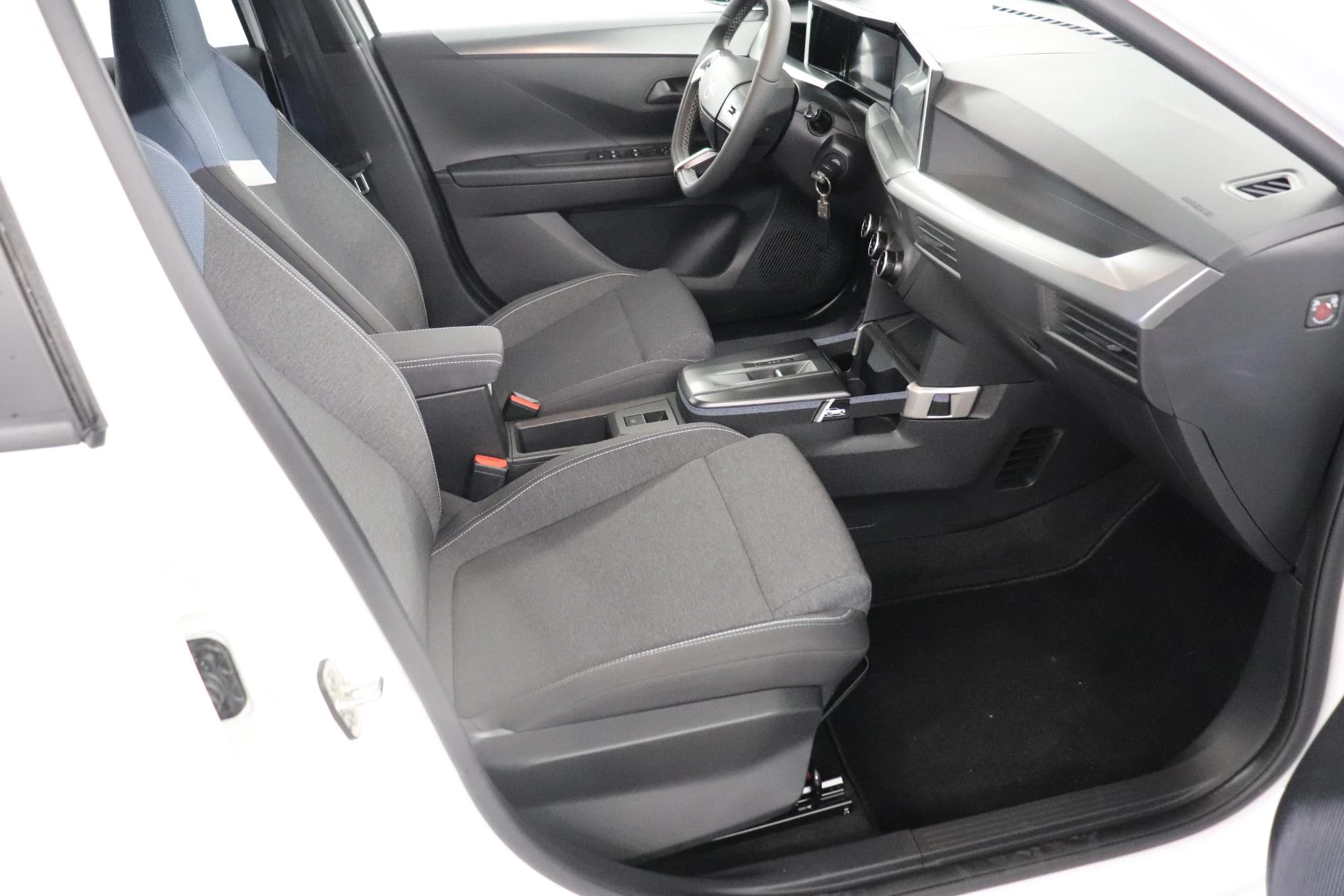 Opel Frontera 1.2 Turbo MHEV 74kW Edition eDCT