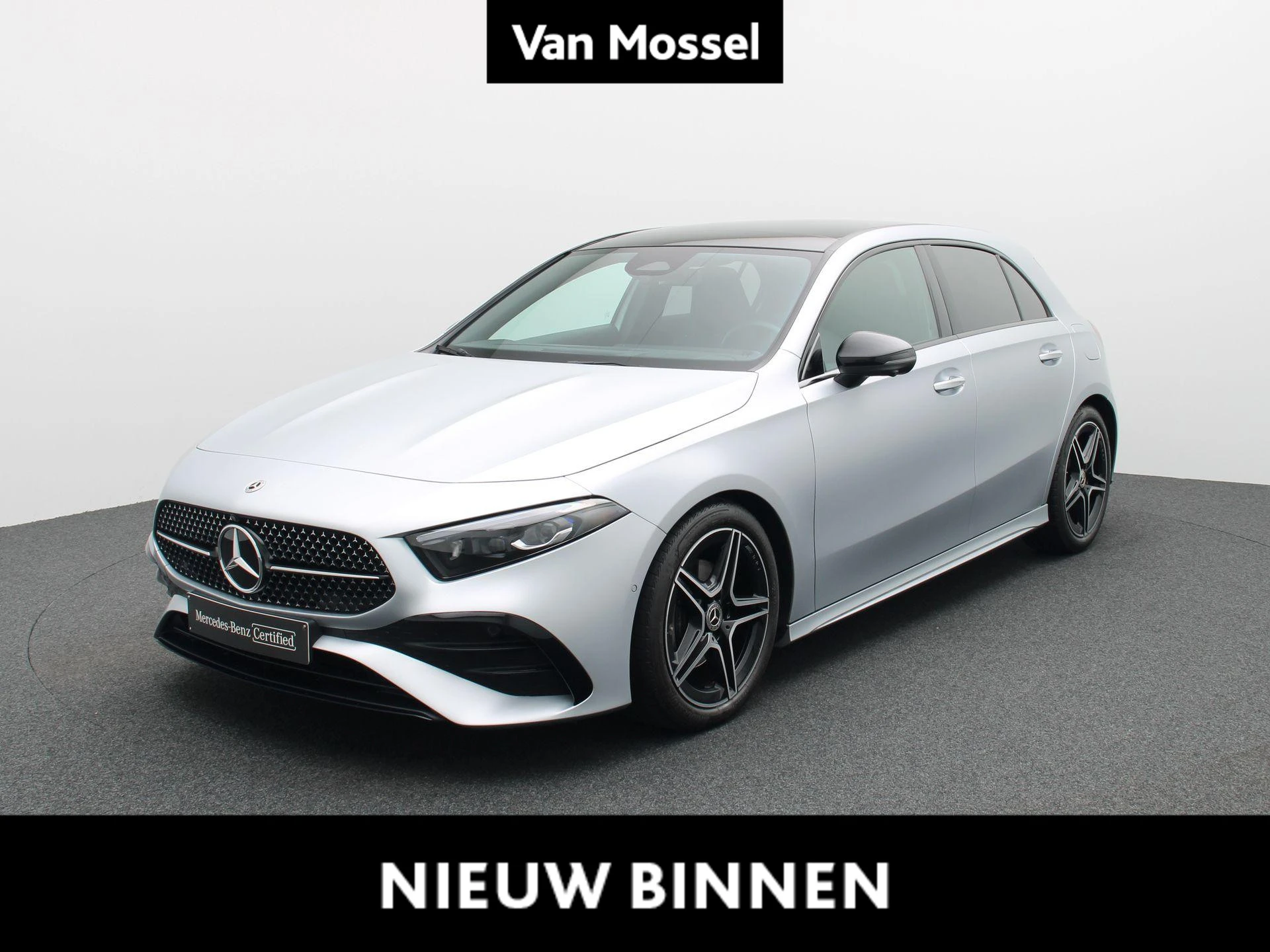 Mercedes-Benz-A-Klasse-image-0