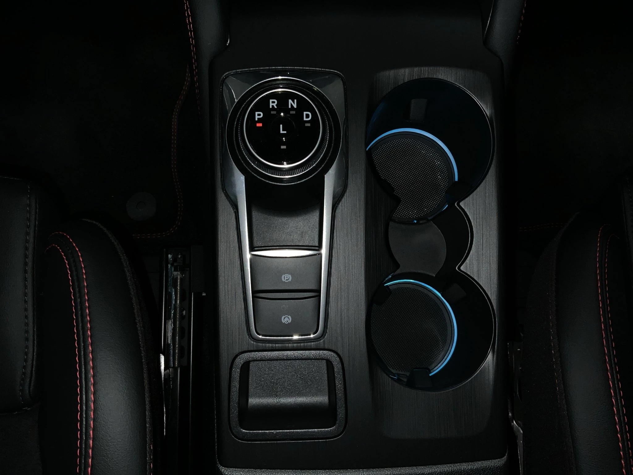 Ford Kuga ST-Line X Aut.*360GRAD*LED-MATRIX*NAVI*GRA*WINTER-PKT.