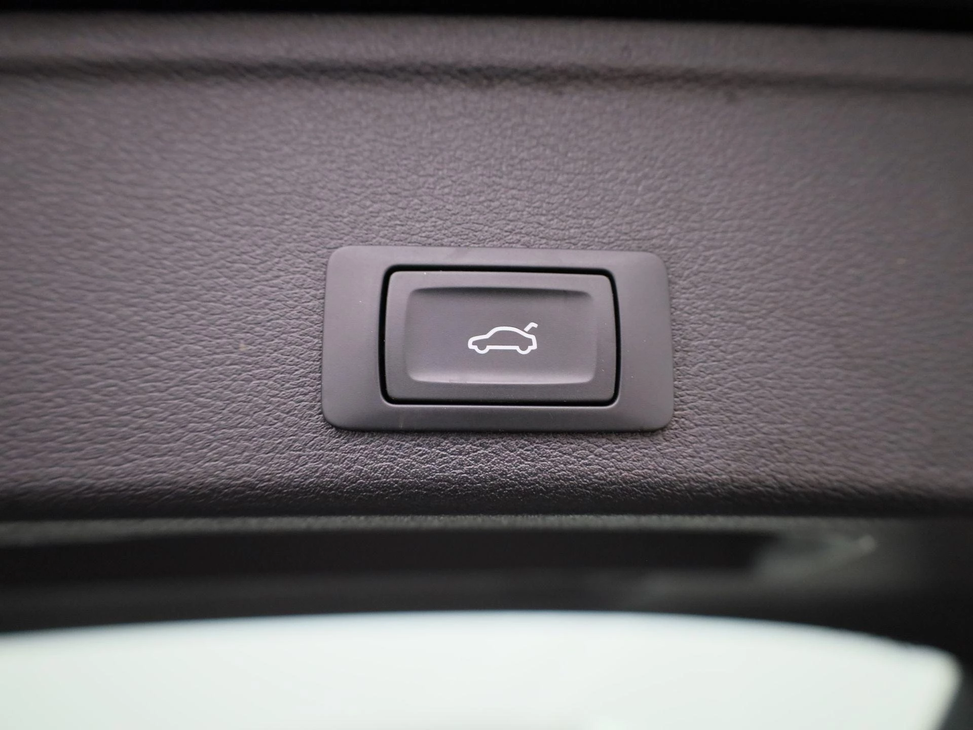 Audi-A4-image-11