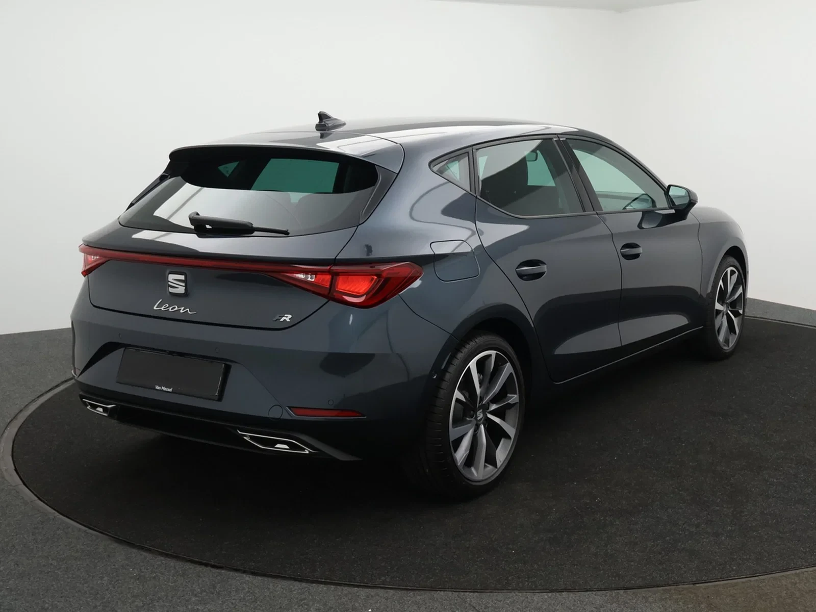 SEAT Leon Leon 5D FR 1.5TSI 150pk *AUTOMAAT*APP CONNECT*CAMERA*NAVI*MEMORY SEATS*HALF LEDER*...DEMO