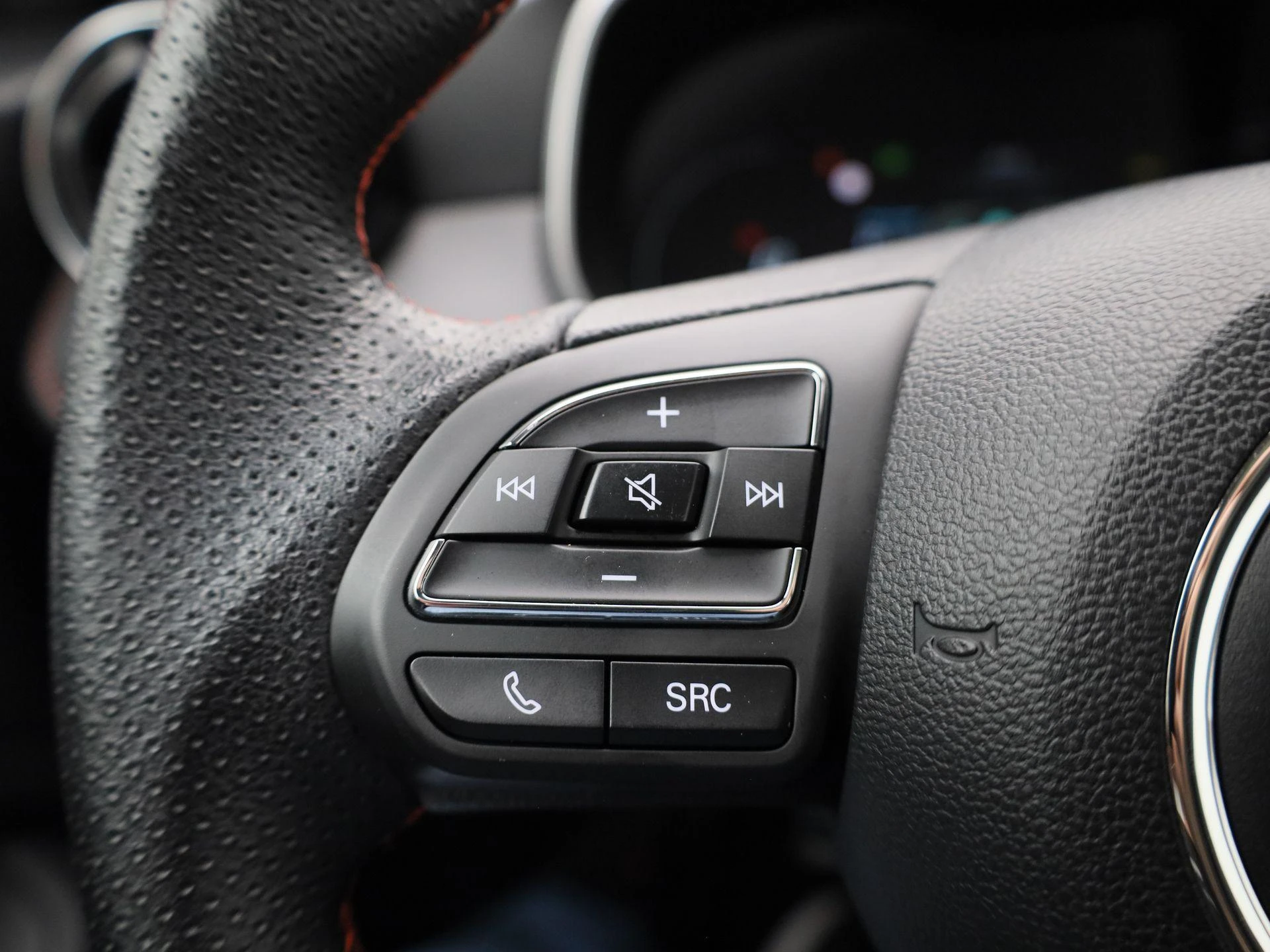 MG-ZS EV-image-18